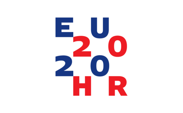 blue and red logo with 2020