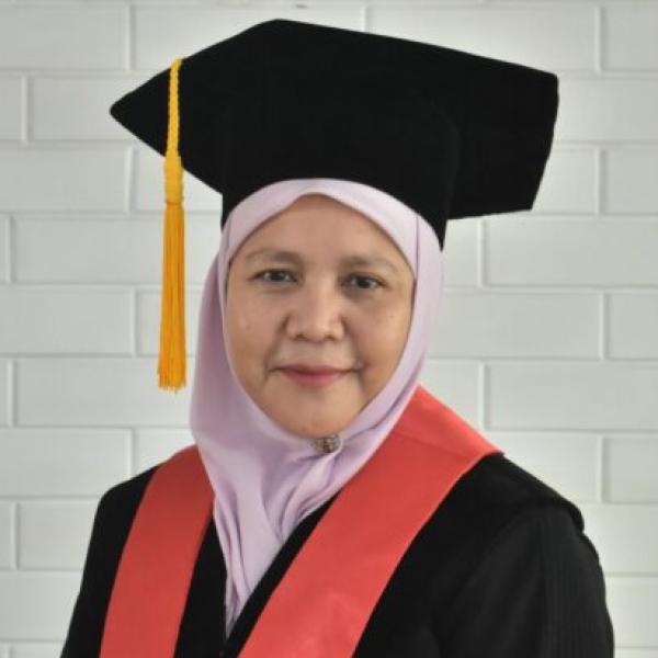 yetty-komalasari-dewi