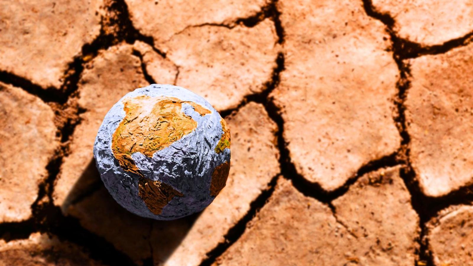 Governance and Climate Change